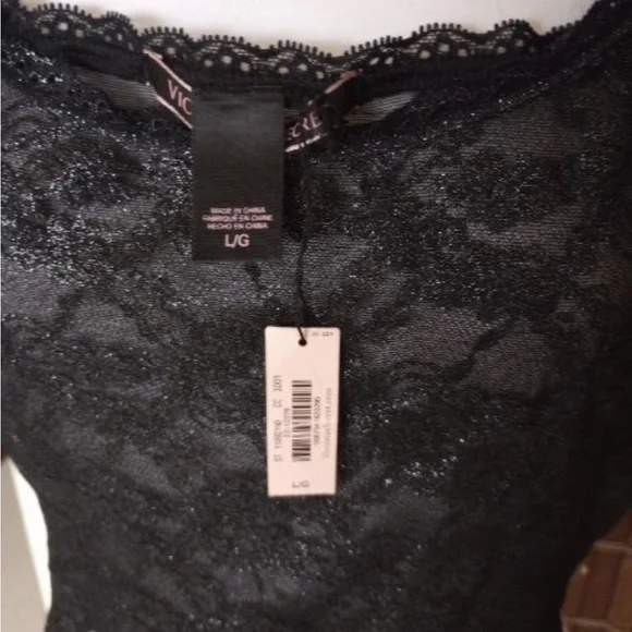 Victoria Secret Lace Body Blouse with Shiny Silver & Mesh Back. Size Large - Picture 3 of 6